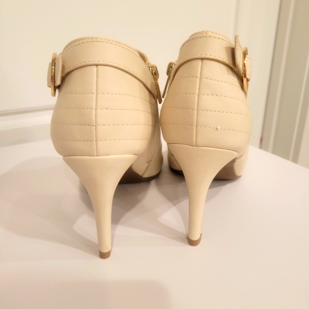 JONES NEW YORK PEPITO CREAM PEEP TOE ANKLE BOOTIES SIZE 8 - Picture 4 of 10